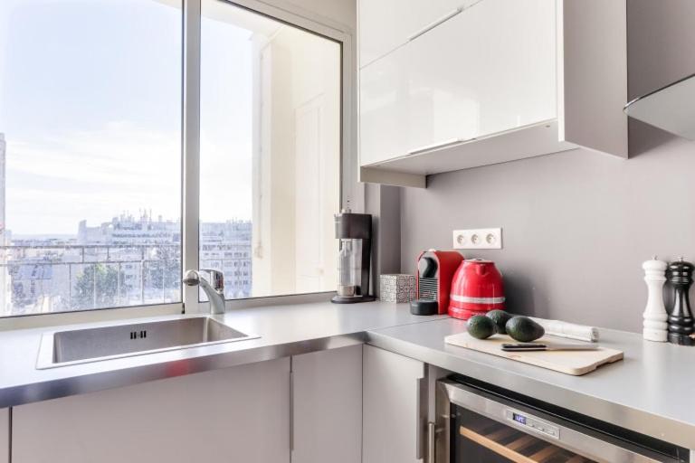 Guestready - Appartement Terrasse Vue Tour Eiffel Párizs Kültér fotó